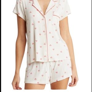 Nordstrom White and Red Heart Pajama Set